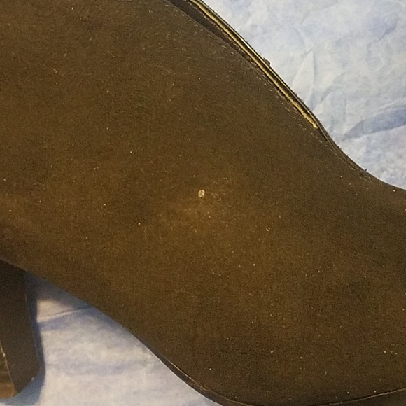 Loved COMFY black slip on booties. - Picture 6 of 7